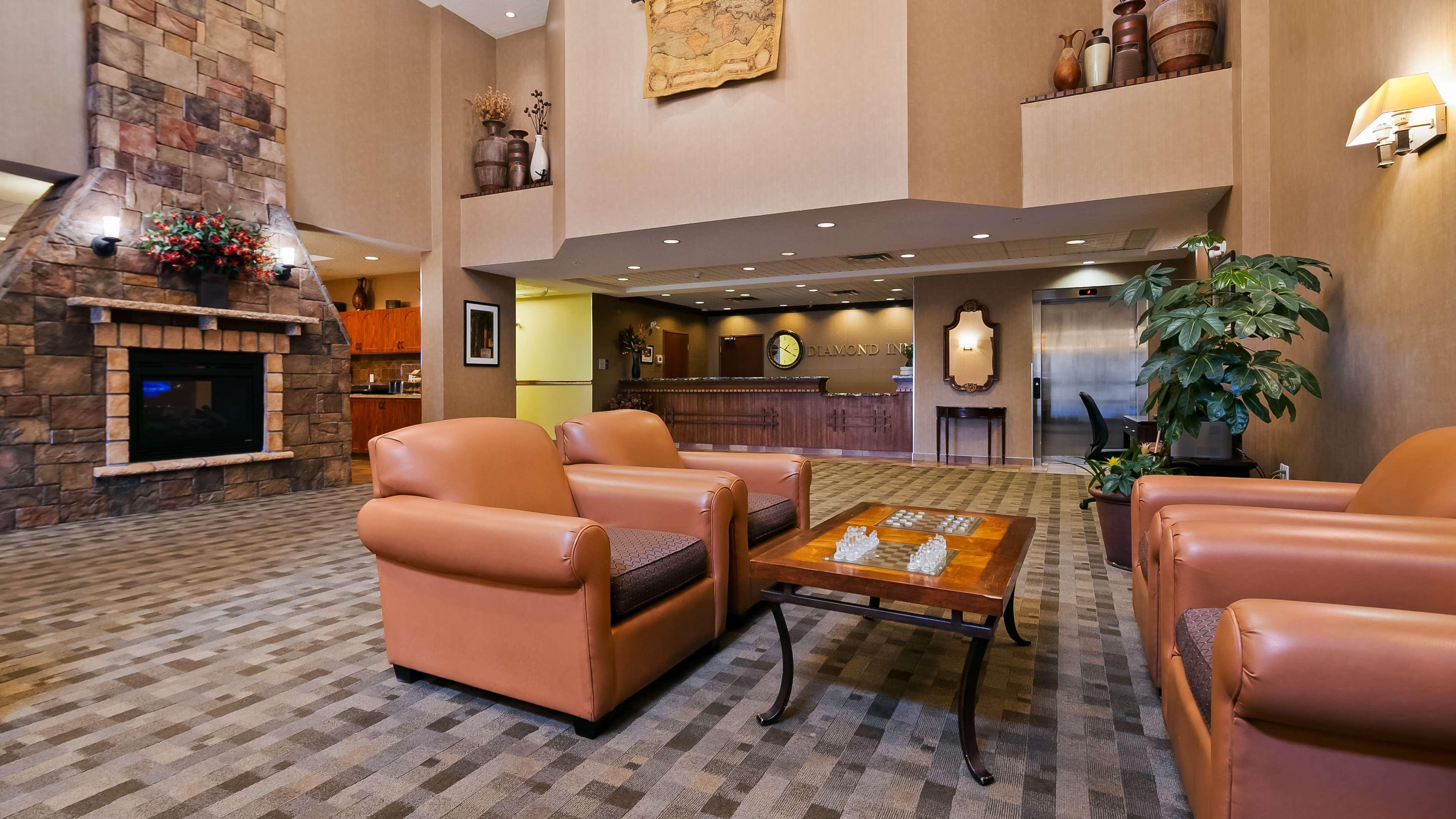 Best Western Diamond Inn Three Hills Esterno foto