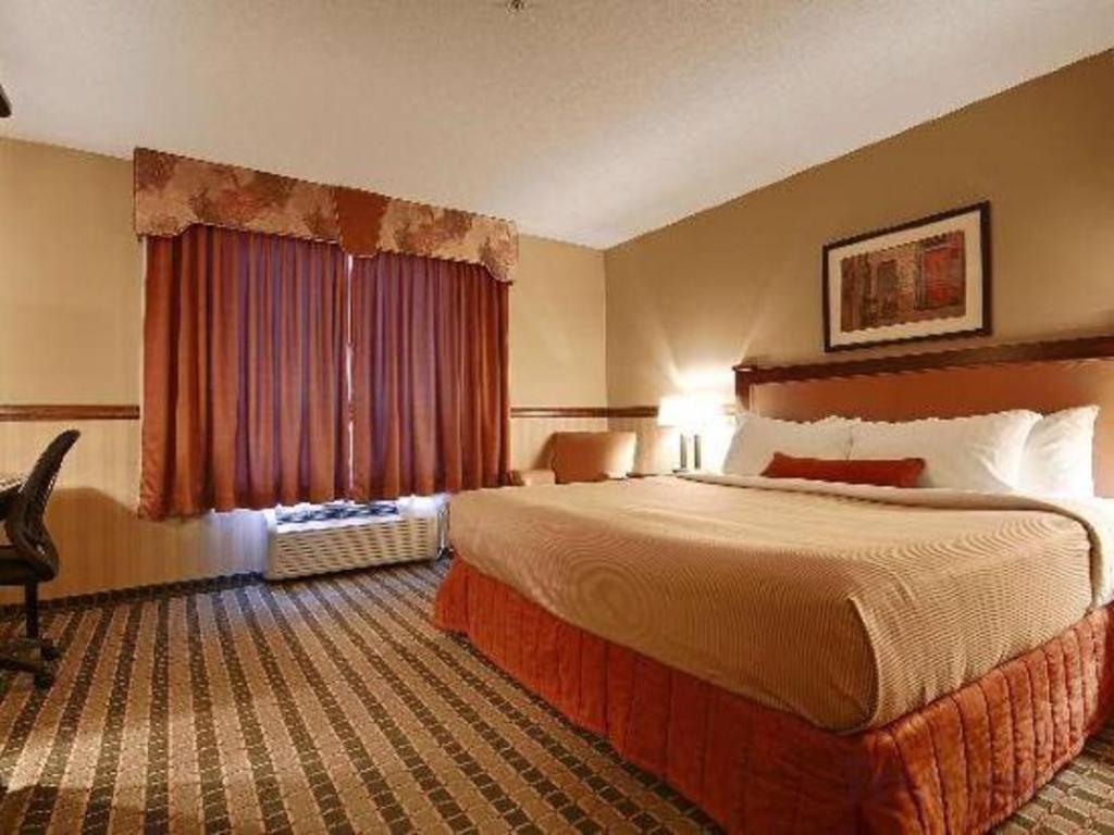 Best Western Diamond Inn Three Hills Esterno foto