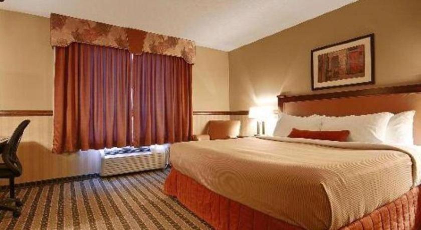 Best Western Diamond Inn Three Hills Esterno foto